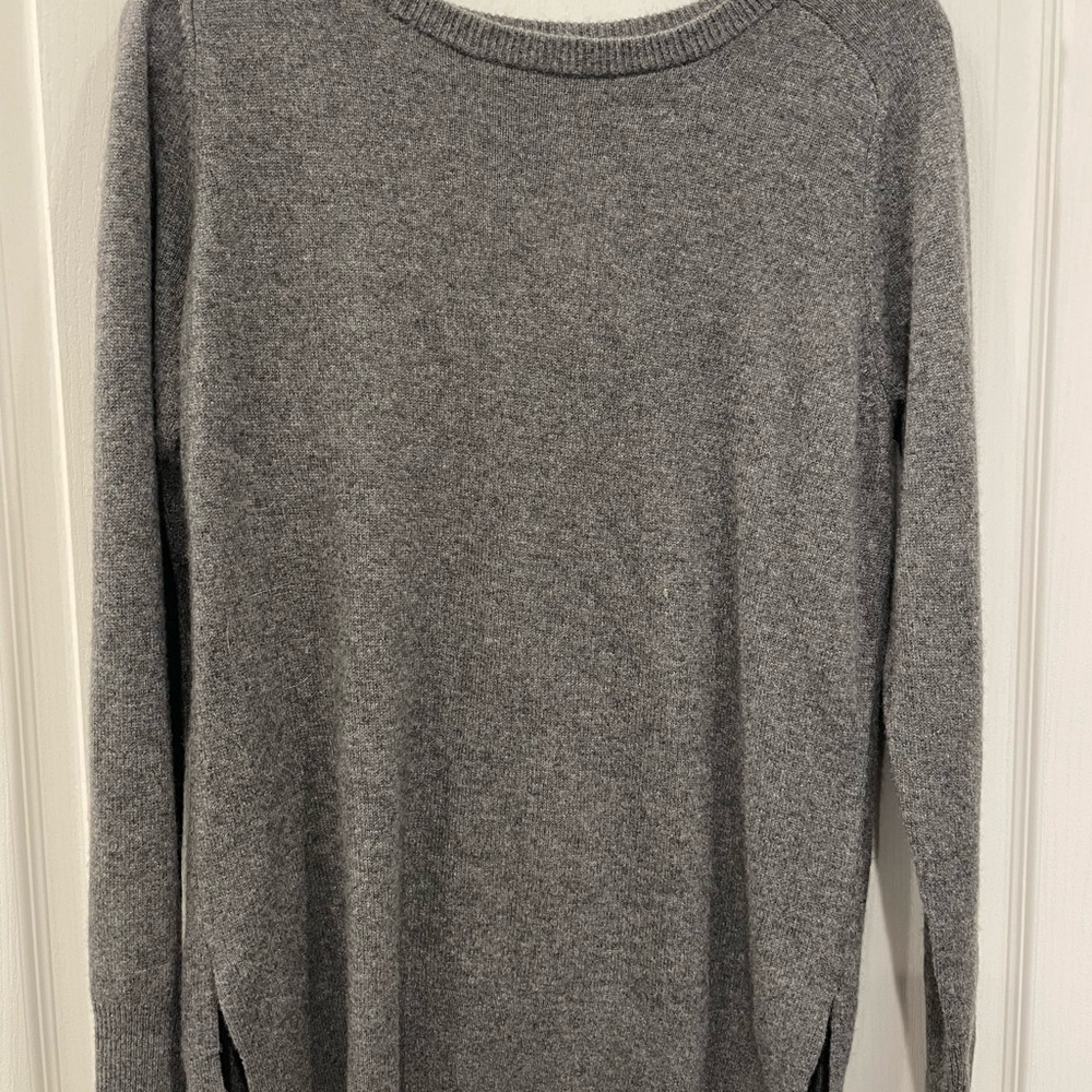 Halogen Cashmere Gray Sweater